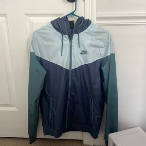 Nike Mens Windrunner Size S